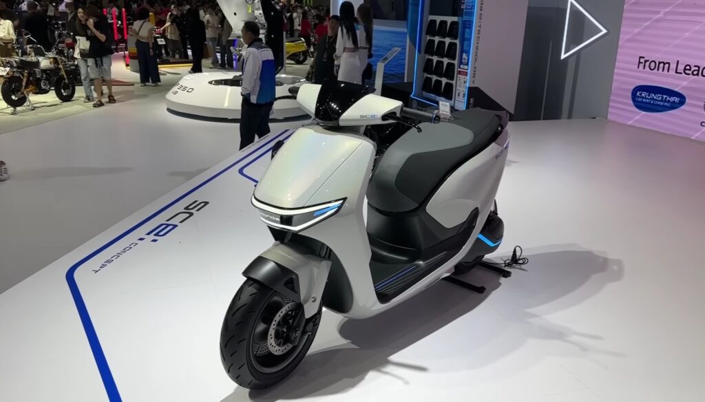 Honda Activa EV दिसंबर 2024 में होगी लॉन्च, एक बार चार्ज होने पर देगी 100km की रेंज अगले साल की शुरुआत में होगी डिलीवरी